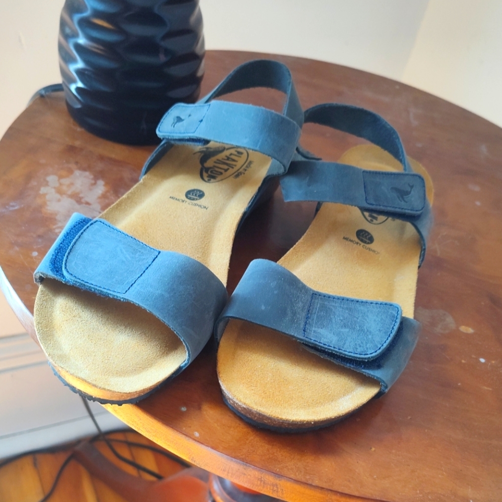 Plakton Spanish-Made Dual Strap Leather Sandals  In Blue Gray